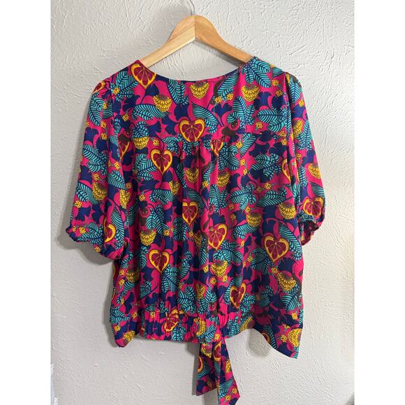 Rose + Olive Floral Tie Front Tops Size Large - Picture 2 of 7